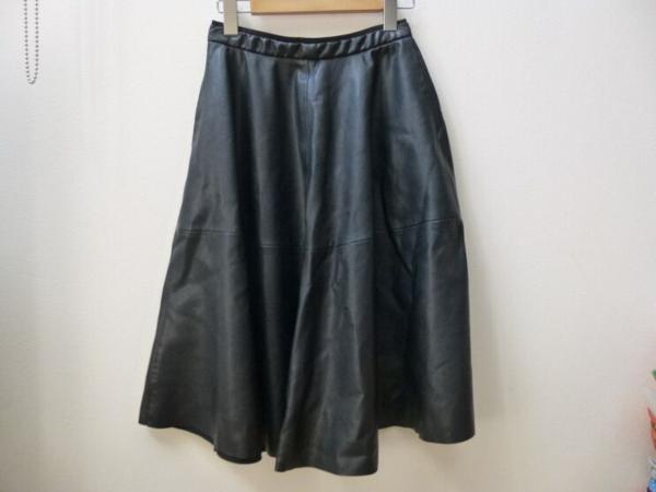 秋冬◆ザラベーシック フレアースカート 黒色 XSサイズ　ZARA