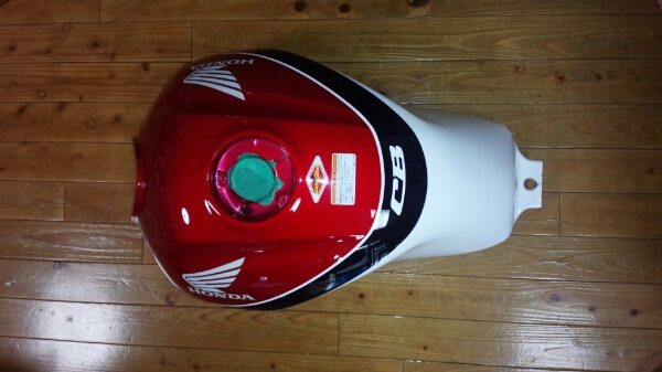 CB400SF REVO NC42 純正タンク 美品