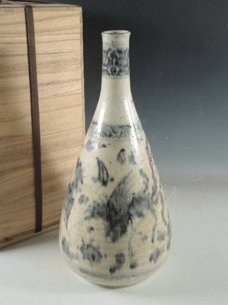 ◆栄◆時代 李朝 古染付 孔雀 花入 徳利 置物 桐箱 29n295