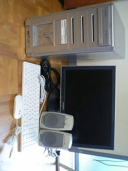 自作/QuadQ6600/Win8Pro認証済/１９WTFTなど・フルセット