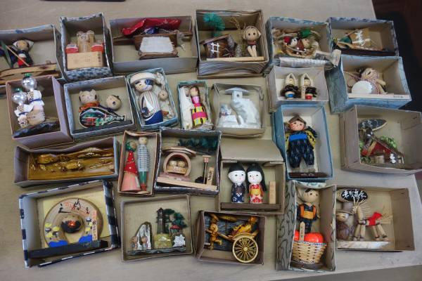 ▼　昭和５０年代　郷土玩具　土産　９９点　共箱入