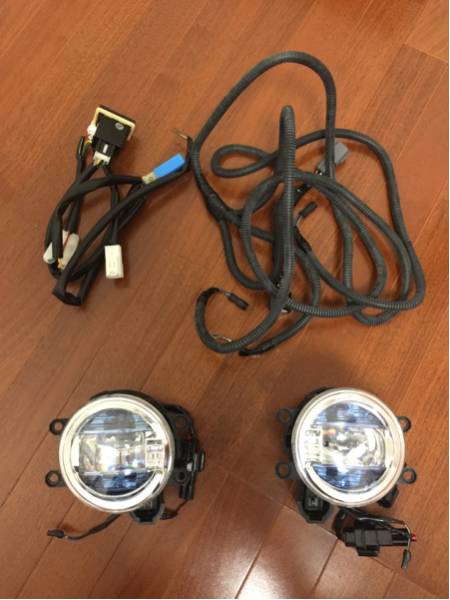 GS用純正オプション デイタイムランプ付きLEDフォグ美品！