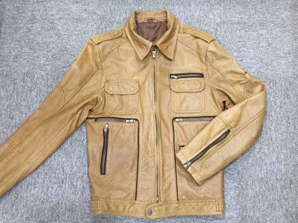 美品/ベージュ羊革ライダースジャケット/ドルチェ好きの方に☆50
