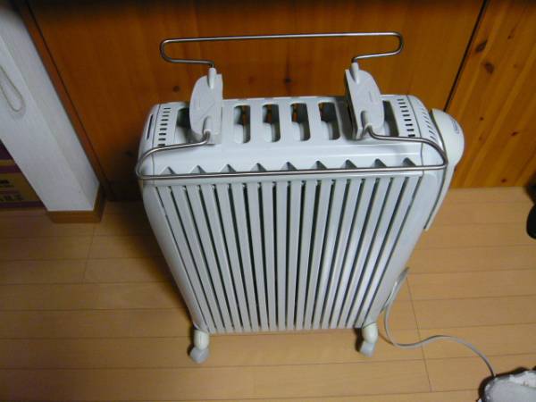 デロンギ オイルヒーター D091549EFS タオルハンガー付き