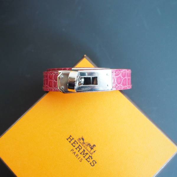 エルメス　未使用品　アリゲーター　ケリーブレス　フューシャ