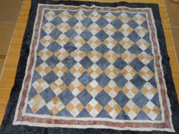 即決！ムートンラグ　180×180　1点限り