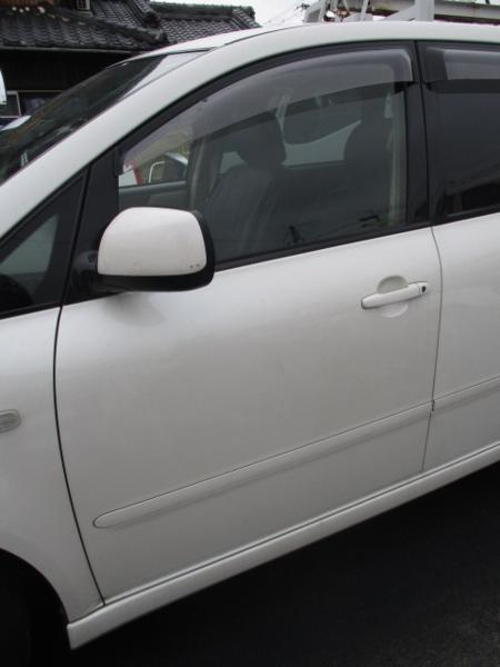 H15年 ACM21 イプサム 左前ドア カラー042