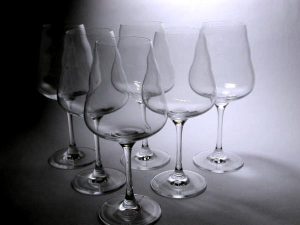 ■ＳＬＯＶＡＫＩＡ　　ワイングラス６ＰＣＳセット　クリスタル