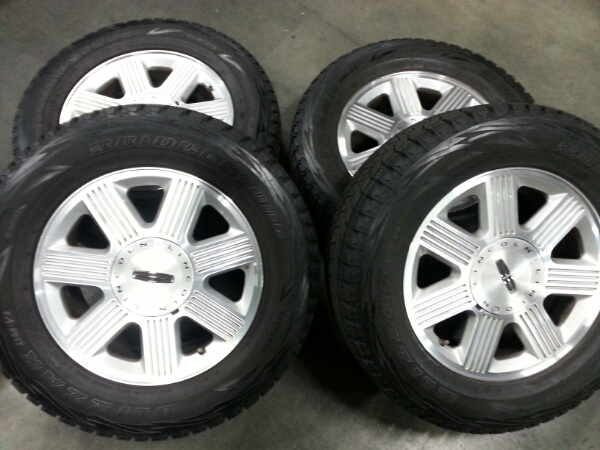 リンカーンナビゲーター純正AW&スタッドレス4本セット275/60