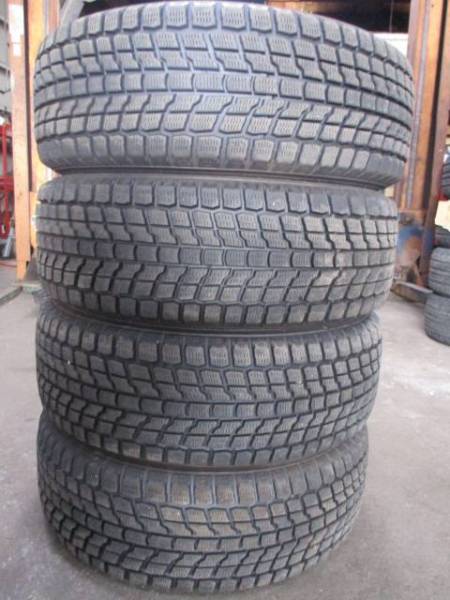 225/60R17 スタッドレス 4本セット GEOLANDAR バリ山 Yokohama 【公式