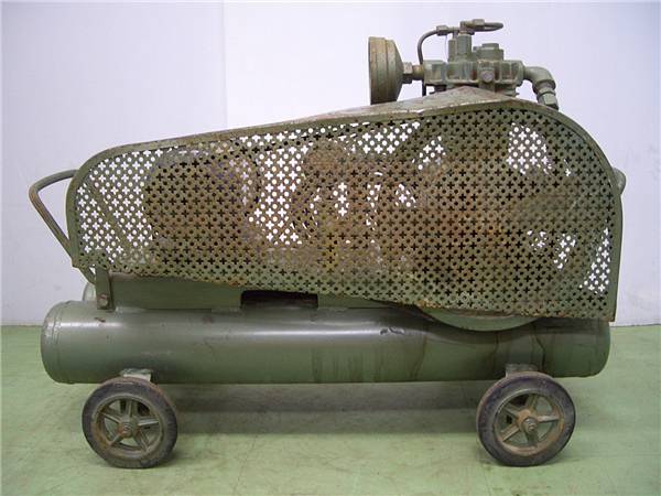 明治 MEIJI エアーコンプレッサー NM-220 0.5馬力 200V 動作品