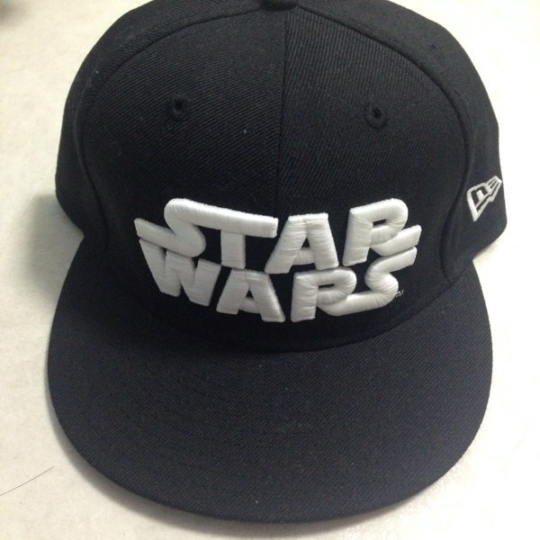 【美品】NEW ERA STAR WARS コラボキャップ黒
