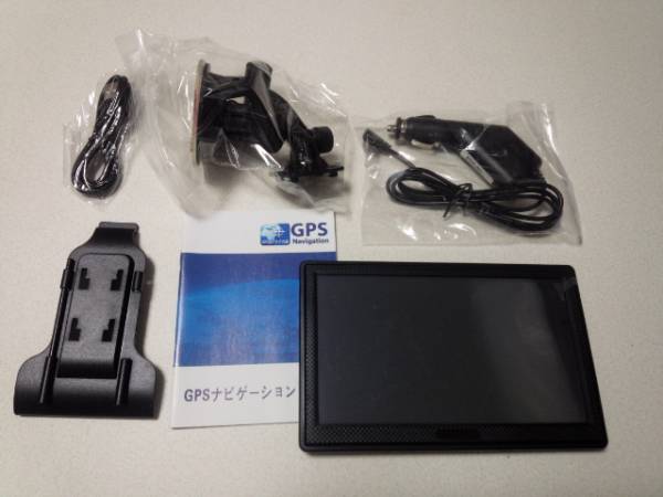 新品　７インチポータブルナビ　カーナビ　ワンセグ　処分品b7