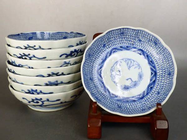 美術品・アンティーク・コレクション 古伊万里染付蛸唐草文磁器中鉢