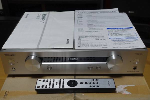 美品 ONKYO P-3000R PHONO/USB/DAC内蔵/12Vトリガー プリアンプ