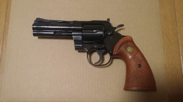 タナカ コルトパイソン 4インチ ガスガン