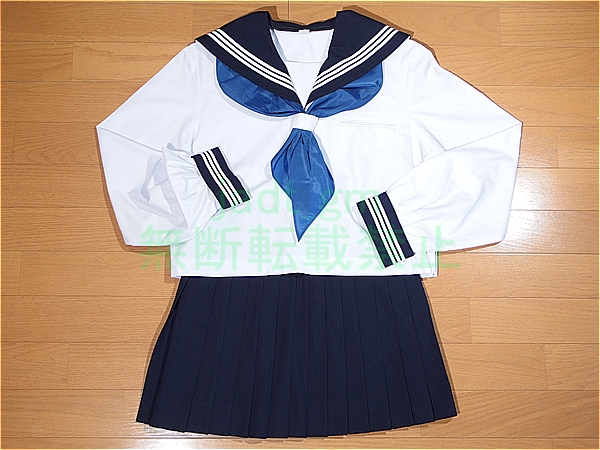制服 878■セーラー服■紺色タイプ■夏服上下■超ミニ■洗濯済♪