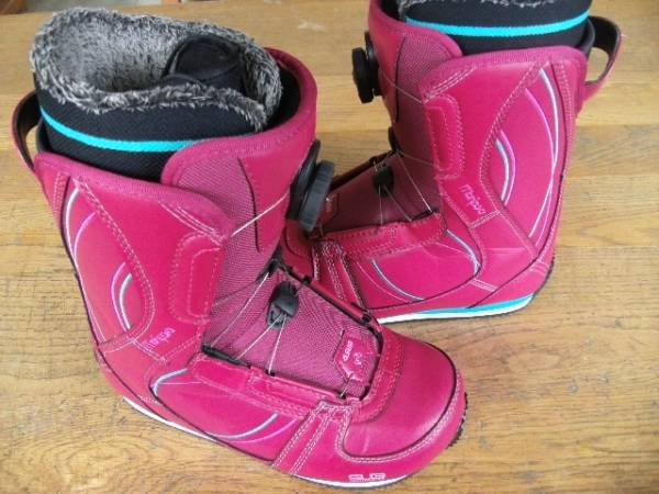 SUB Industries（サブ）MARIPOSA BOA 中古美品(バートン）