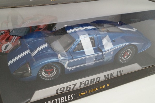 1/18 シェルビーコレ フォード MK4 1967 ブルー/ホワイトライン