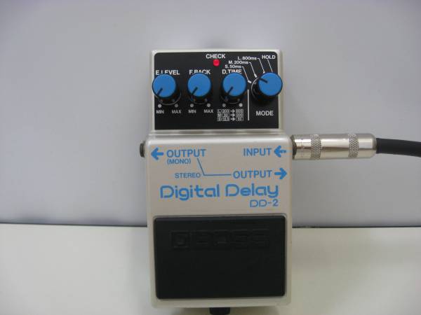 b 中古 BOSS デジタルディレイ DD-2 箱・取説付き 日本製 中古BOSS