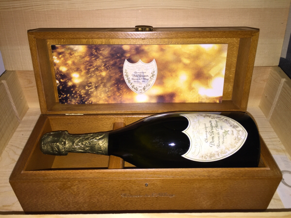 【新品】ドンペリニヨン ゴールド 1992【箱有り】送料無料