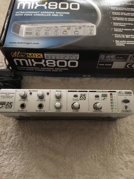 BEHRINGER-MIX800です。 全て揃っています！！