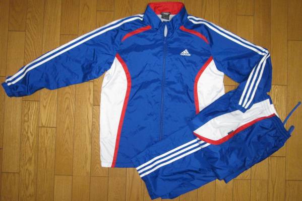 adidas.ウインドブレーカー.ウォーマーセットアップ.160cm