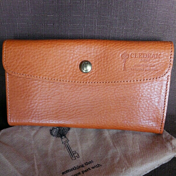 新品 未使用 クレドラン 日本製 長財布 キャメル 人気