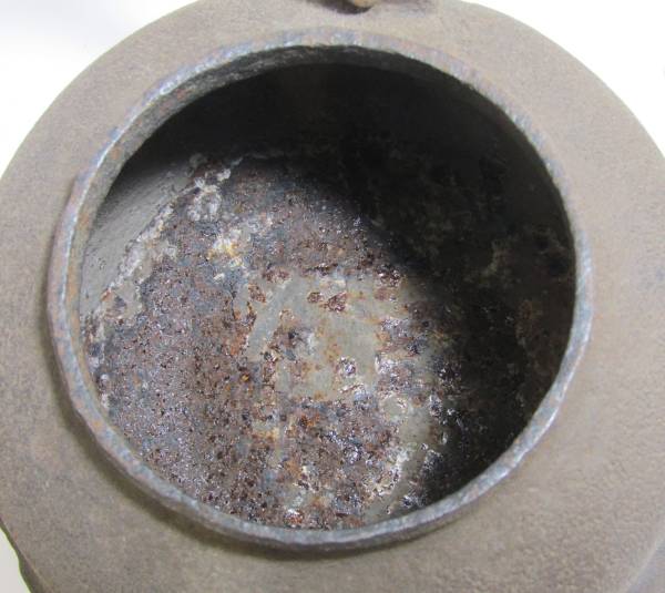 【祥雪堂造】 鉄瓶 釜型 錆有