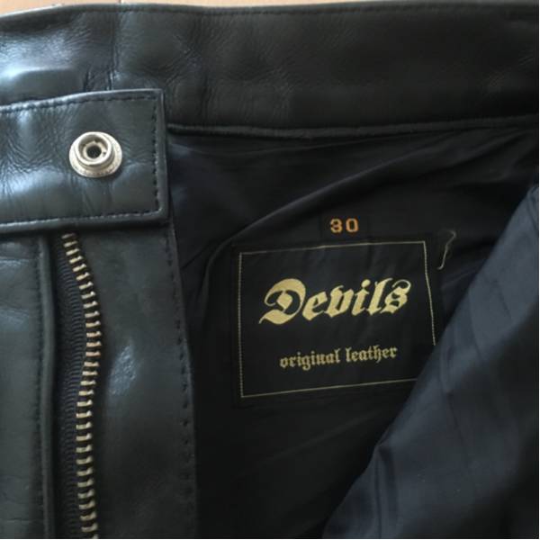w30 Devils レザーパンツ 革パン ライダース 送料無料