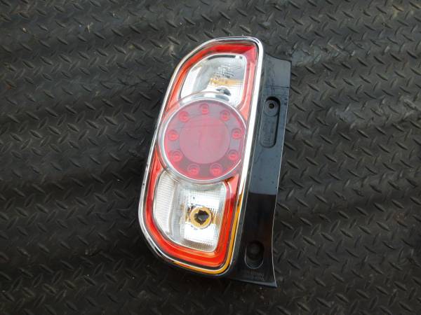 ★ハスラー　MR31S　純正　左　テール　ライト★