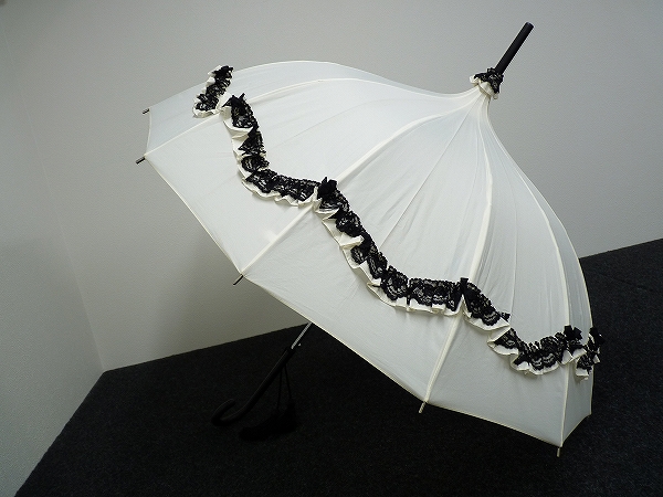 A5133 Lisbeth Dahl リスベス・ダール 12本骨パゴダ傘USED美品