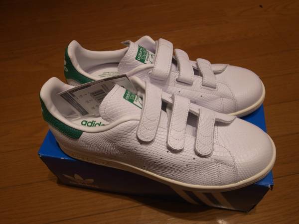 ヴィンテージ adidas カシス ブラック×蛍光色総柄(10773
