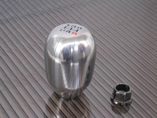 ★インテグラ タイプＲ チタンシフトノブ 鏡面加工＋特殊文字色