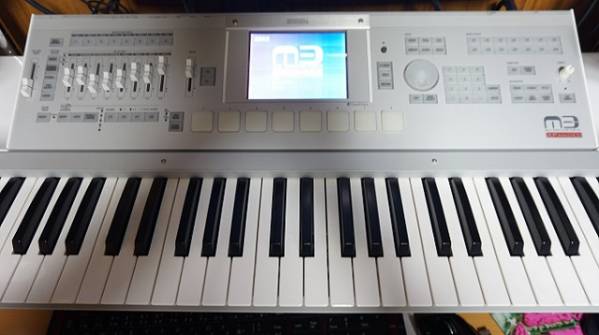 即納 KORG M3-61 Xpanded 61鍵盤 シンセサイザー 説明書 箱付 Korg