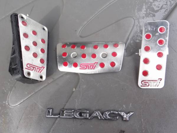 BH5/BE5レガシィ STi ステンレススポーツペダル AT用 BHEBEEBH9