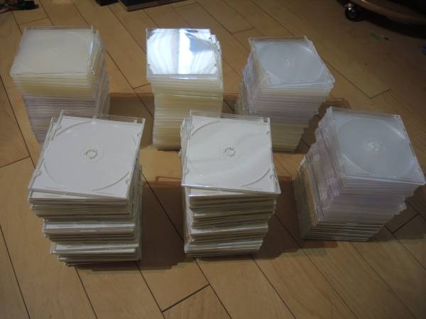 中古 CDスリムケース 白・半透明バック 計２４０枚