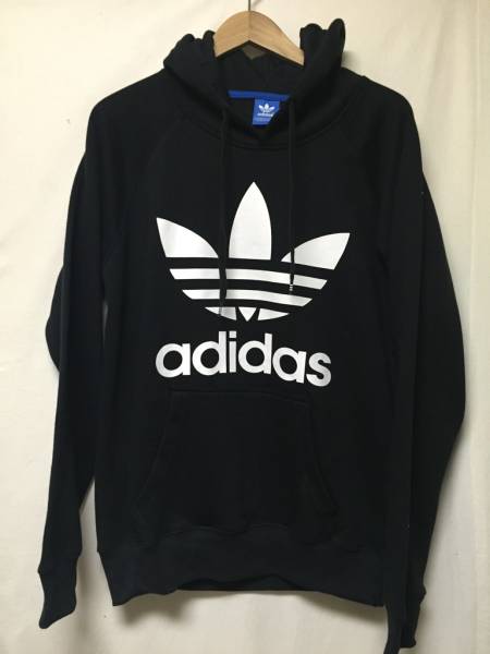 未使用アディダス　パーカー　トレフォイル　ブラックＭ