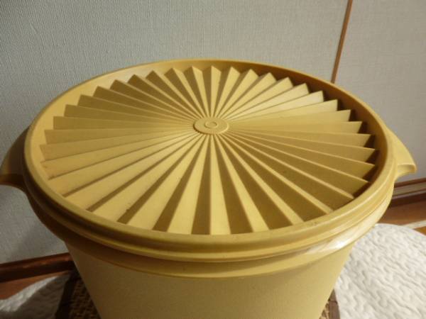 タッパーウェア マキシクイーンデコレーター Tupperware