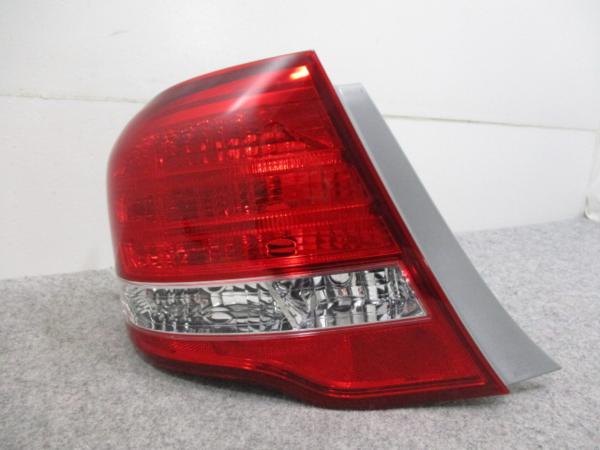 カローラ アクシオ NZE141 後期 左テールランプ トヨタ(67258)