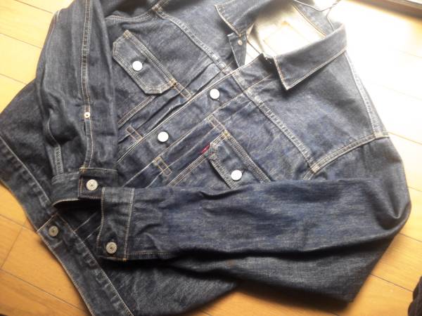 Livis　ジージャン　W４０　　Lサイズ