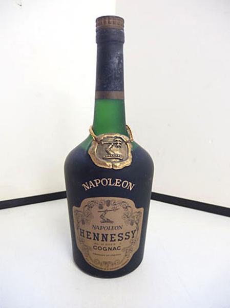 ヘネシー ナポレオン コニャック 古酒 700ml HENNESSY 【公式】通販サイト