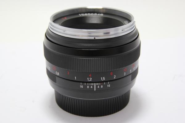 PLANAR T*1.4⁄50 ZF コシナ ツァイス Planar T* 1.4⁄50 中古：