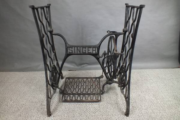 SINGER☆シンガー アンティーク 足踏みミシン 網脚 鉄脚 売切り SINGER