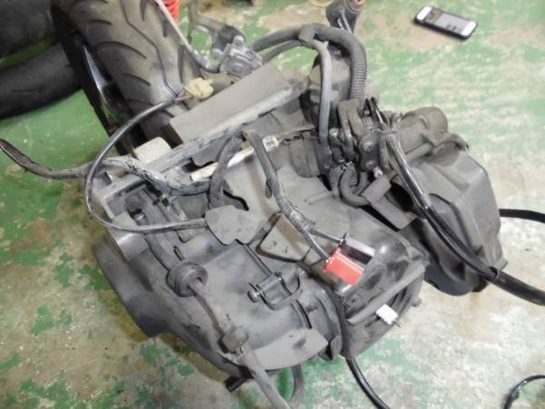 sa16j エンジン　ZR 送料込 ヤマハ リモコン エボ ジョグ ZR SA16J エンジン 腰下 現状品