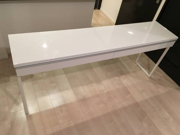 美品‼️IKEAデスクハイグロスホワイト IKEA BESTA BURS デスク ハイグロスホワイト 180x40x74cm(アクリル