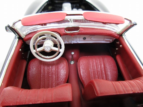 箱無 ERTL 1/18 メルセデスベンツ190 SL 赤，黒/アーテル[梱0.2