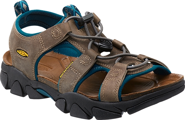 1.6万定番未使用KEENキーン☆SARASOTA 防水レザーサンダル24cm KEEN