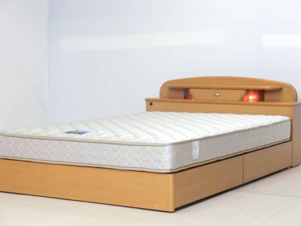 展示品 フランスベッド 高密度 ダブルベッド 宮照明引出付 25万 【公式