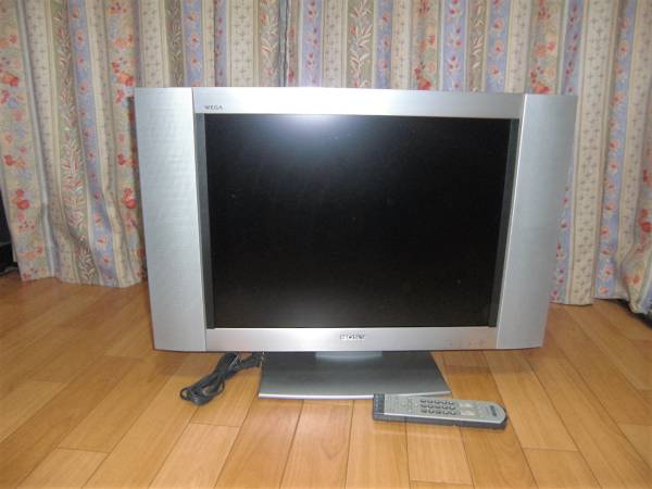 U4233 SONY WEGA KLV-21SG2 　２１インチ　液晶テレビ